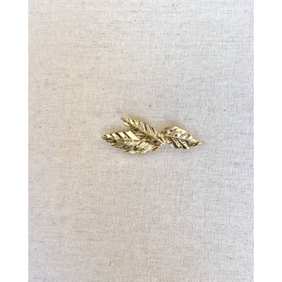 Broche triple hoja